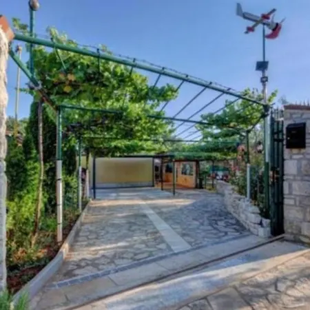 Mandulera Ferienhaus *