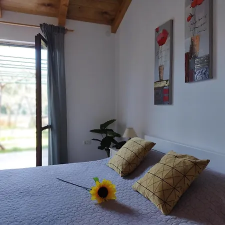 Mandulera Ferienhaus Peroj